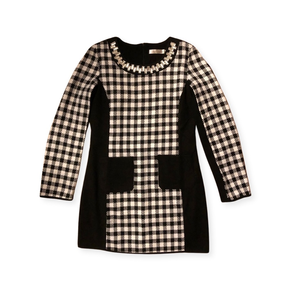 Checkered Pattern Dress with Jewel Neckline, Front Pockets